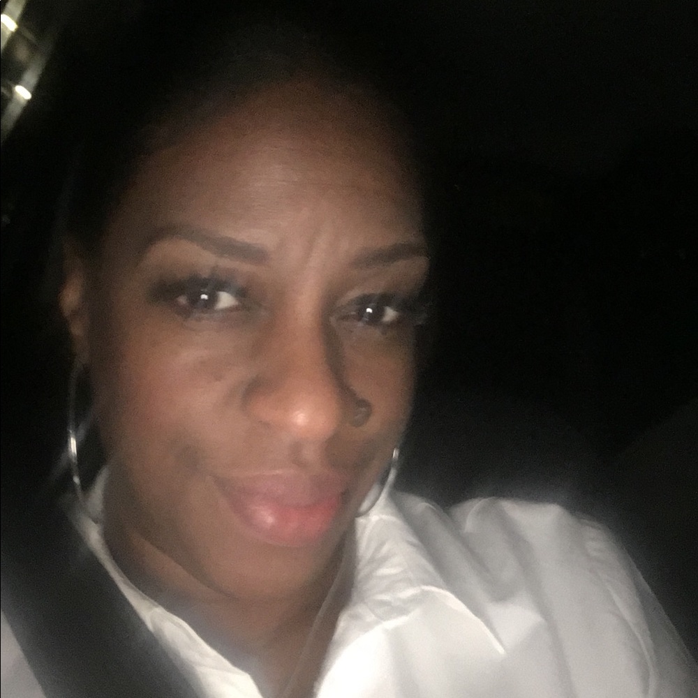 Meet your Posher, Dixie